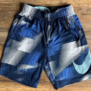 Nike Boys Size medium Dri Fit Swoosh Basketball Shorts EUC